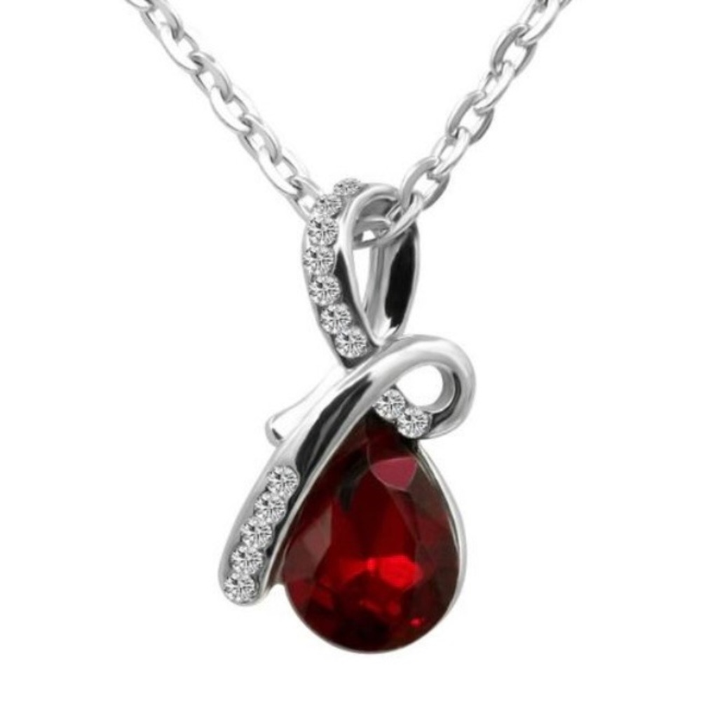 ❣️$25/3❣️ Ruby Rhinestones Pendant Necklace